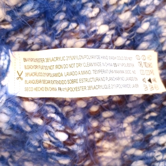 Forever 21 Junior's Eyelash Chunky Knit Sweater Size:M Color:Blue, White NWOT - Picture 7 of 12
